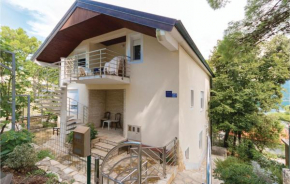 Lovely Apartment In Donji Karin With Wifi
